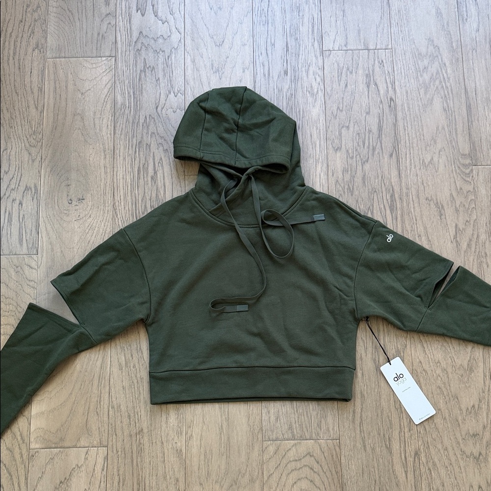 alo yoga long sleeve hoodie